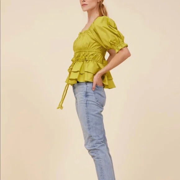 Moodie Puff Sleeve Poplin Top - Picture 2 of 3